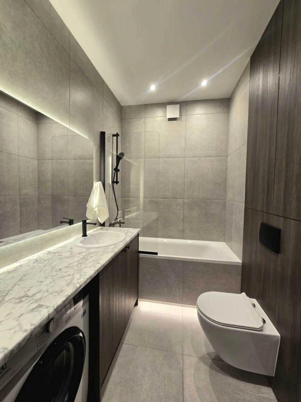 Продам однокімнатну квартиру (43 м²) у Києві, Голосіївський