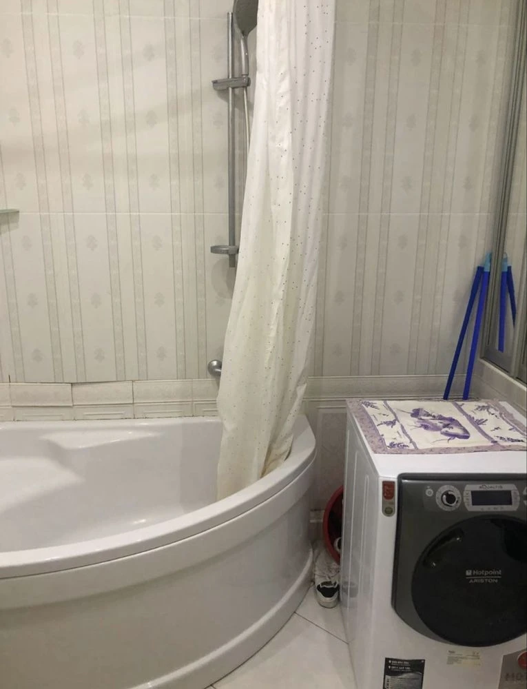 Sale of a one-bedroom apartment on the second floor with renovation