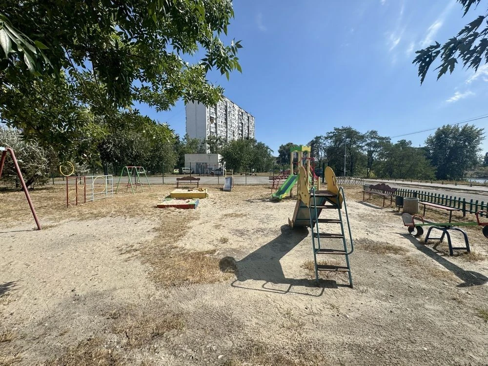 Однокімнатна квартира в Березняках, з ваучером, сертифікатом