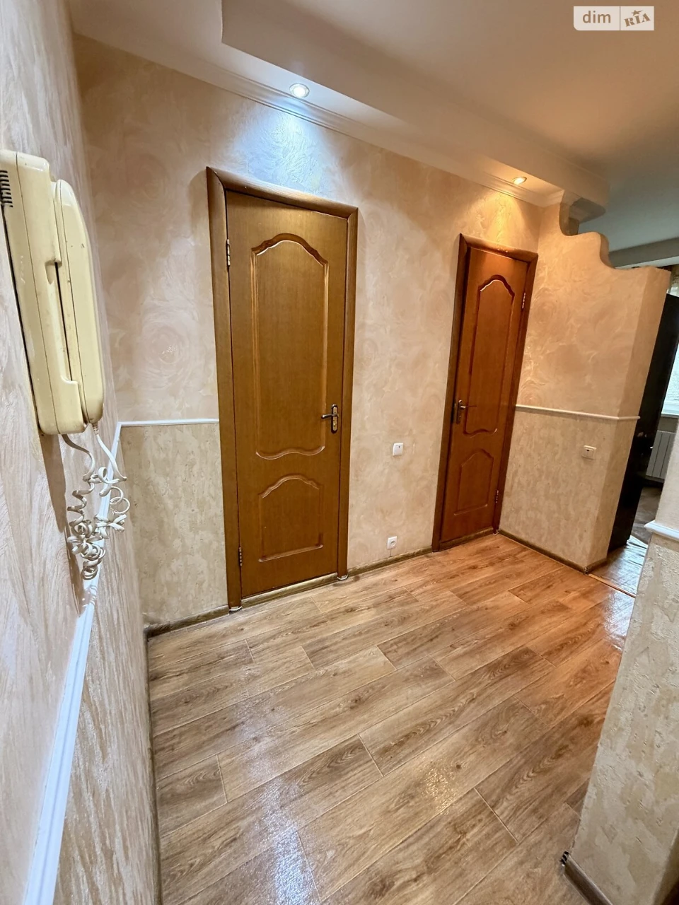 Apartment for Sale in Troeshchyna