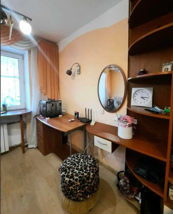 Продам 2 ком. квартиру на ул. Посмитного 7ст. Фонтана Аркады