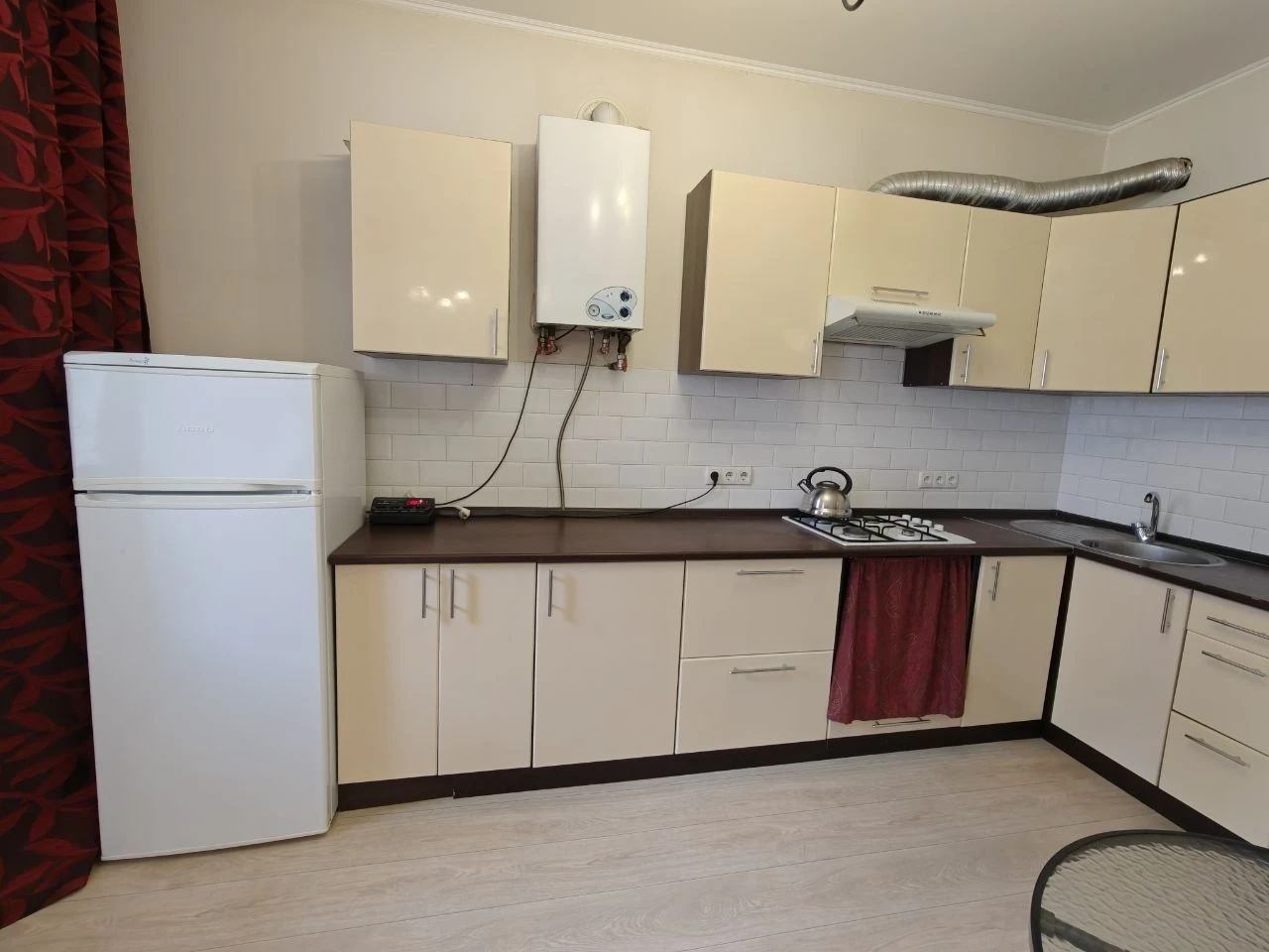 Spacious 1-bedroom apartment near Central Park. State-owned.