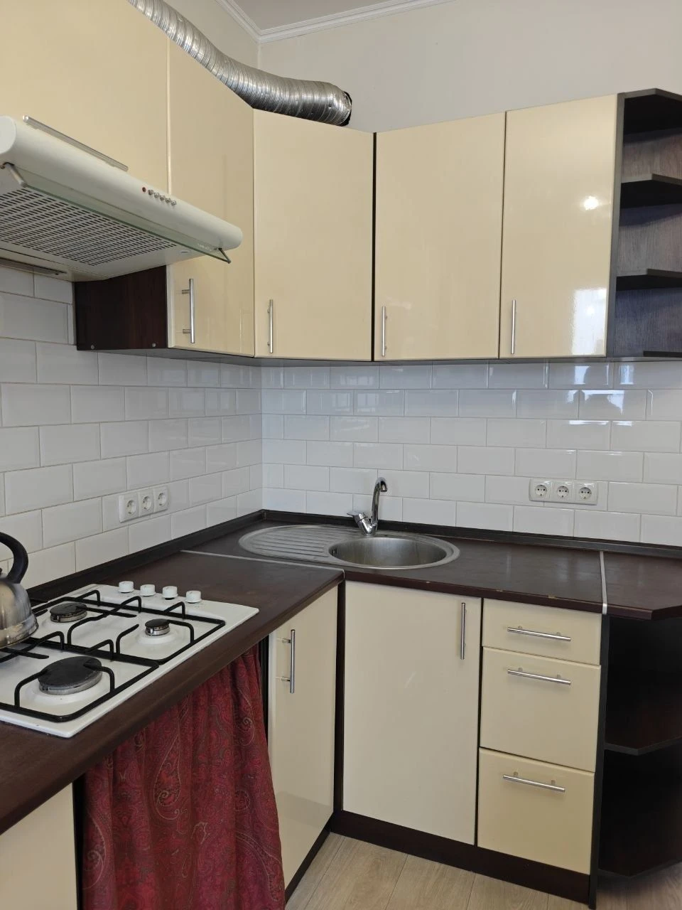 Spacious 1-bedroom apartment near Central Park. State-owned.