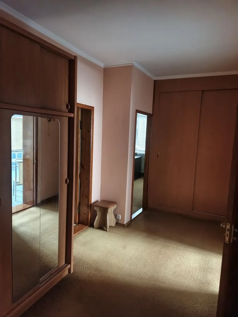 Продаж затишного будинку в приватному секторі