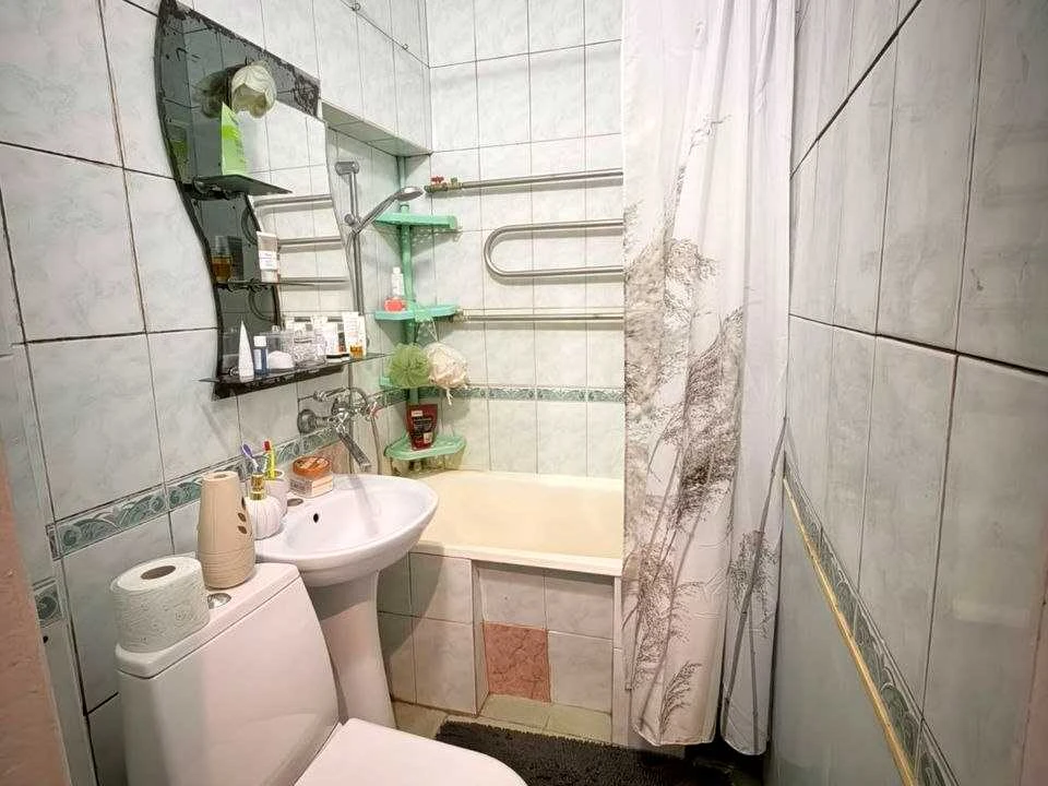 Apartment. Kharkiv, Bohdan Khmelnytsky Boulevard