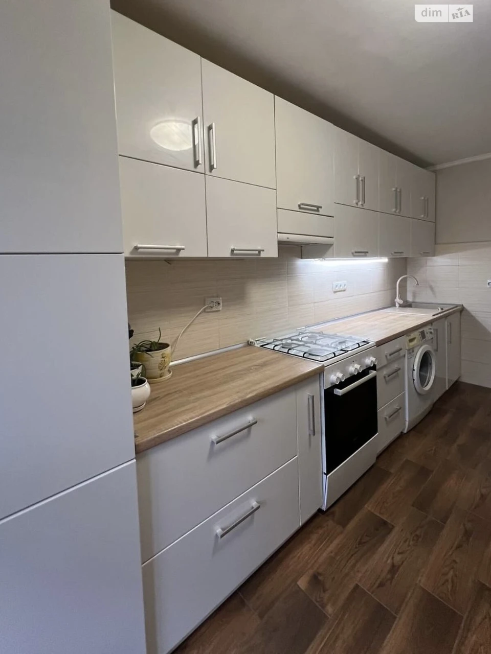 Apartment for Sale - Pasichna