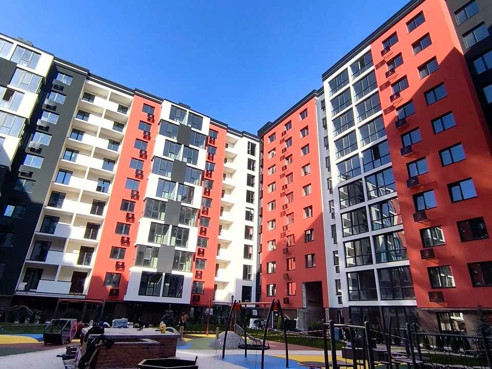 Apartment. Ivano-Frankivsk, Stepan Bandery Street