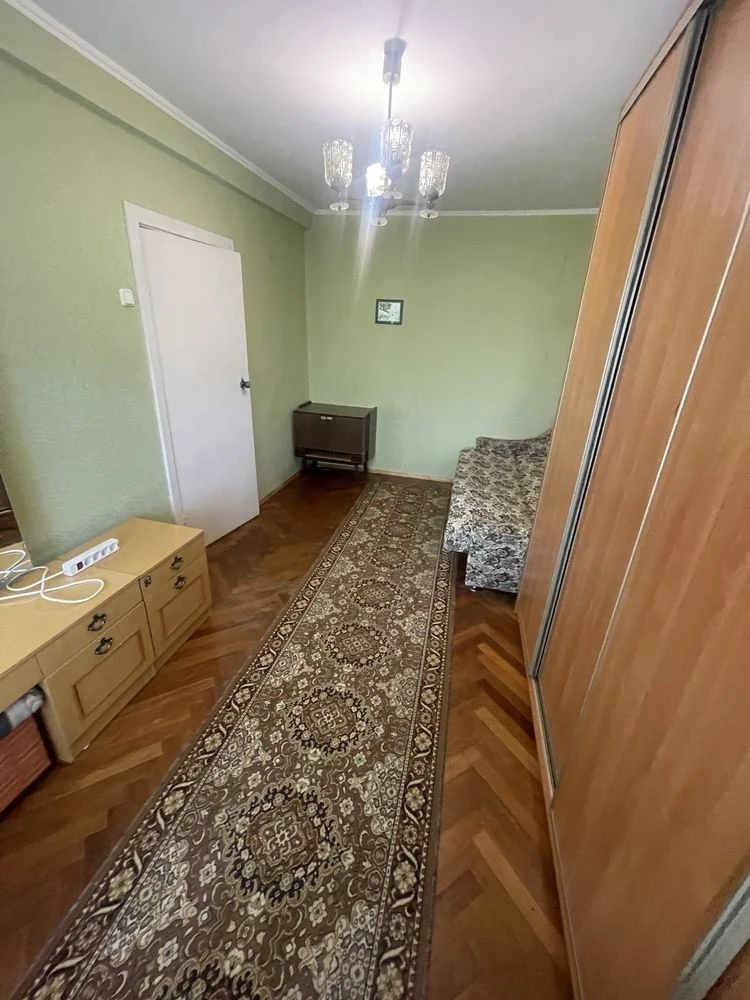 Продаж, Куренівка вул. Тульчинська, 3. охайна 2 к. квартира