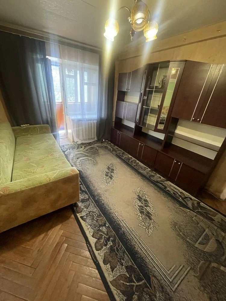 Продаж, Куренівка вул. Тульчинська, 3. охайна 2 к. квартира