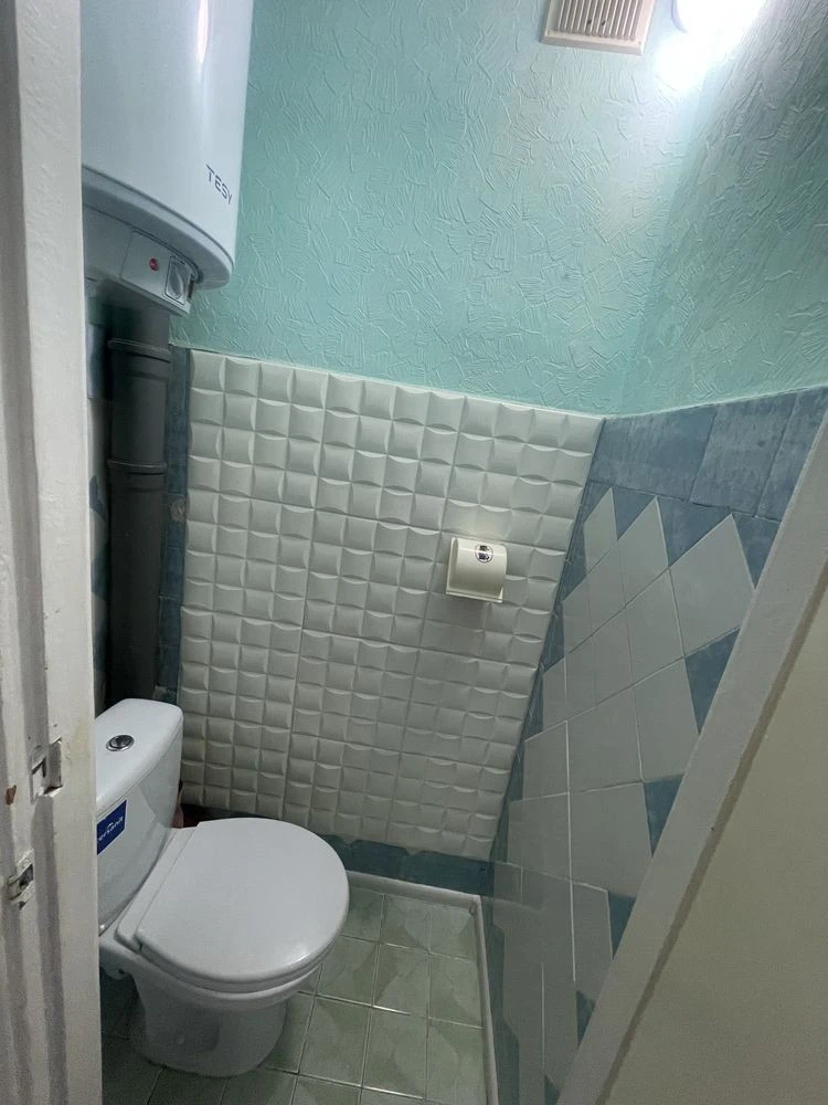 Продаж, Куренівка вул. Тульчинська, 3. охайна 2 к. квартира