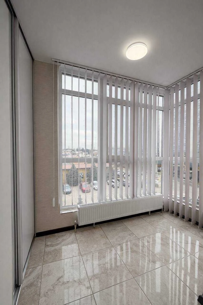 Sale of a 3-room apartment in residential complex "Happy Zaporizhye Highway 28"