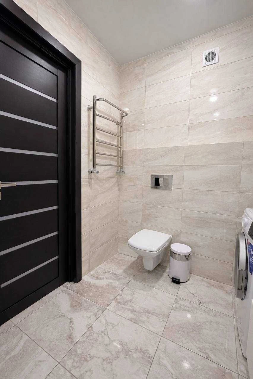 Sale of a 3-room apartment in residential complex "Happy Zaporizhye Highway 28"