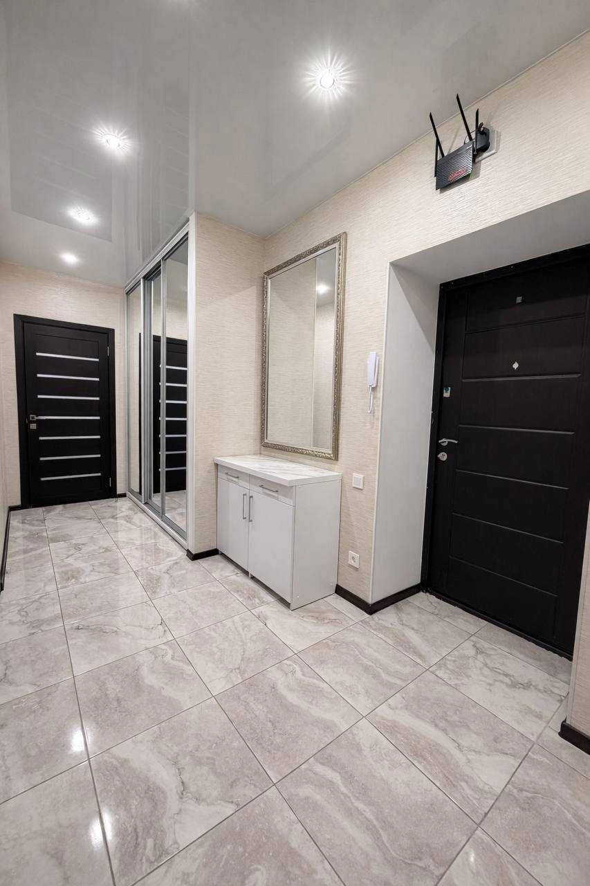 Sale of a 3-room apartment in residential complex "Happy Zaporizhye Highway 28"