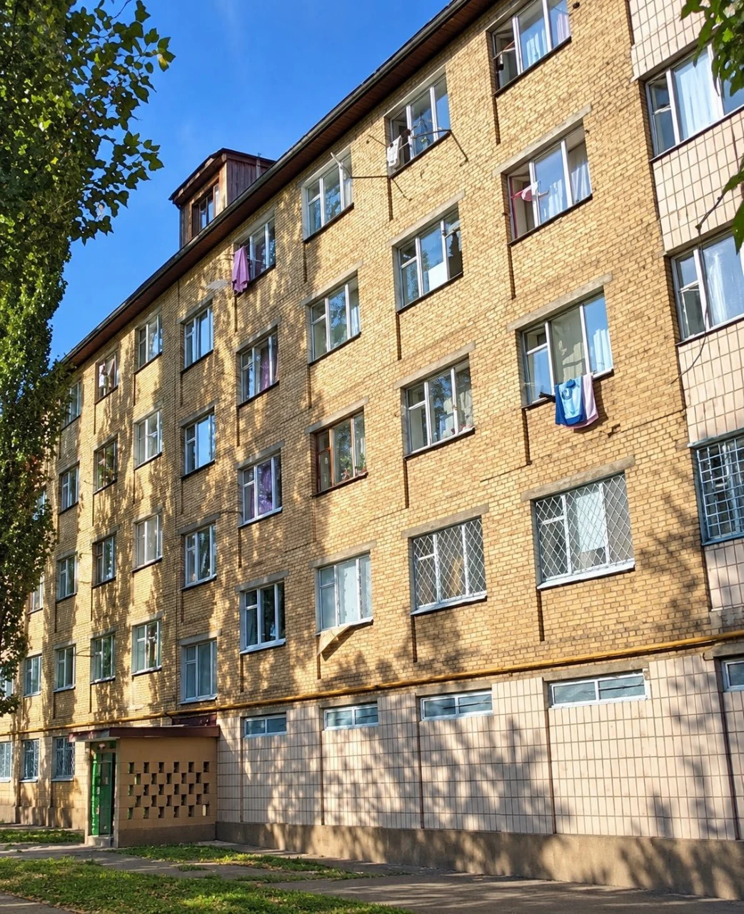 Термінова продаж кімнати біля метро Чернігівська