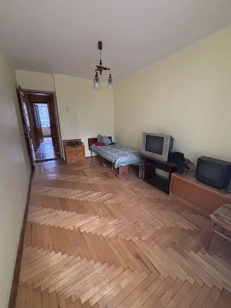 Продажа трехкомнатной квартиры в Дрогобиче, Чешка