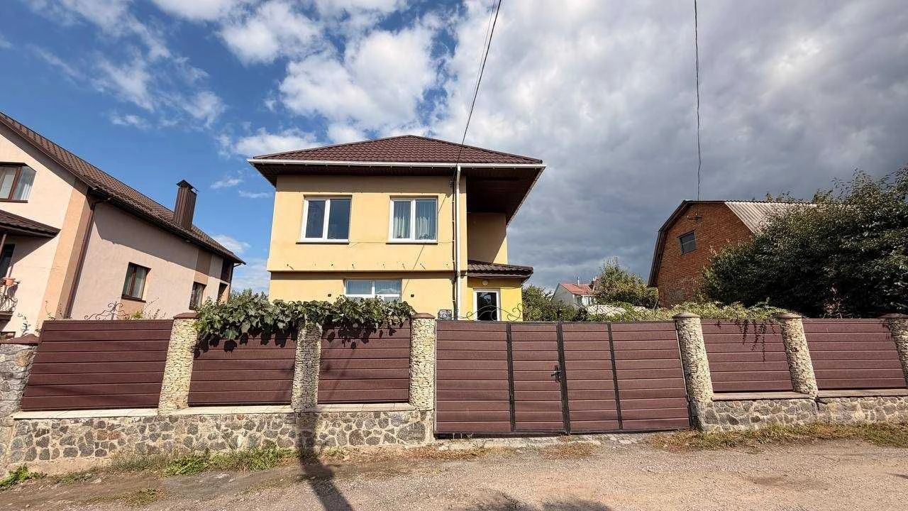Готовий укомплектований будинок, без податків, Топова локаці