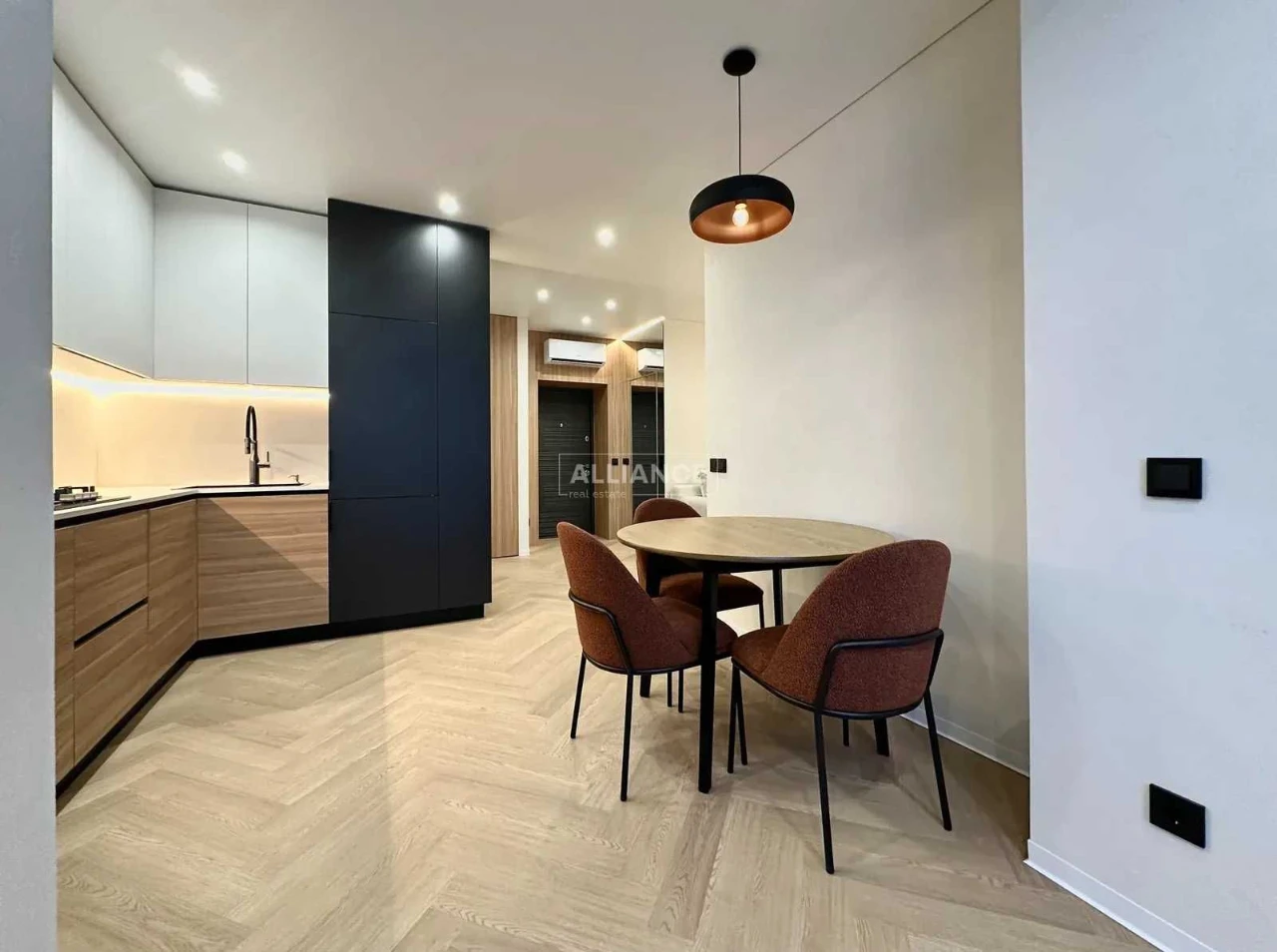 Fully furnished apartment on the shores of the city Lake in the Millennium residential complex