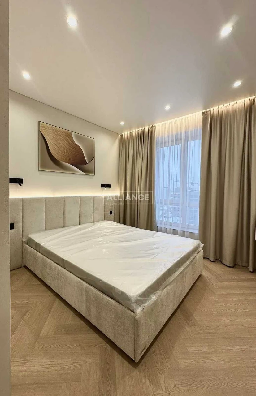 Fully furnished apartment on the shores of the city Lake in the Millennium residential complex