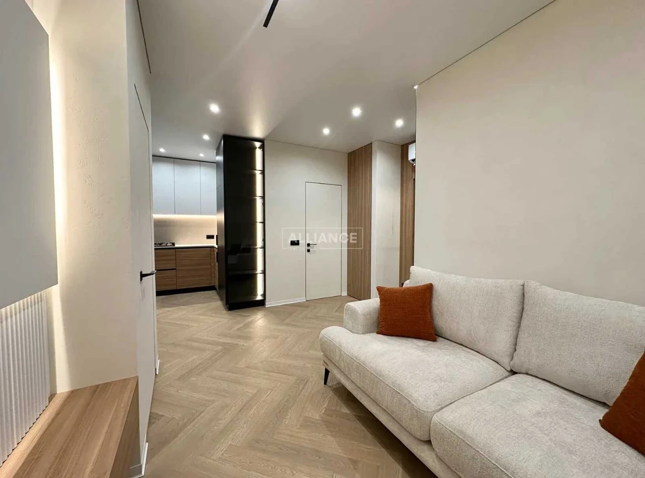 Fully furnished apartment on the shores of the city Lake in the Millennium residential complex