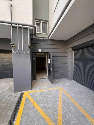 Spacious 1-bedroom apartment with an interesting layout on gas