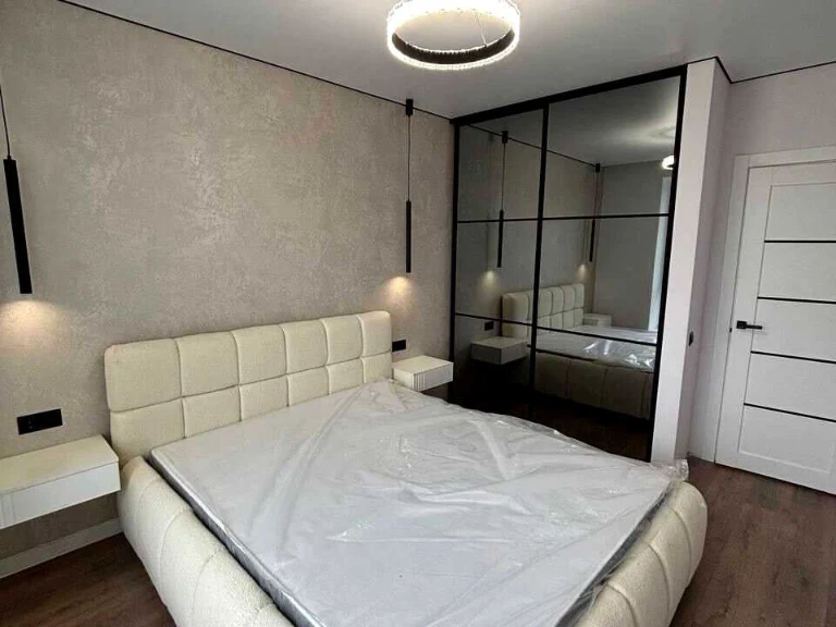 Apartment. Ivano-Frankivsk, Kniazhyny Street