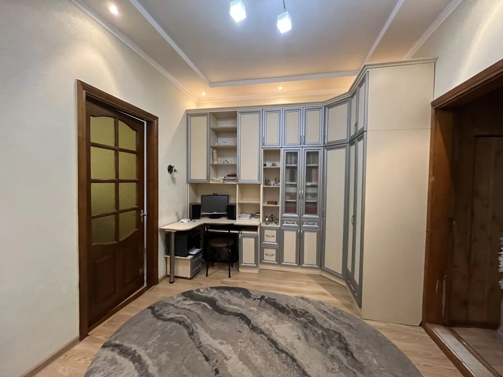 Ready semi-detached house in the Park Шевchenko area