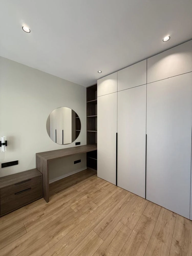 Sale of a 1-bedroom apartment in Minayska.