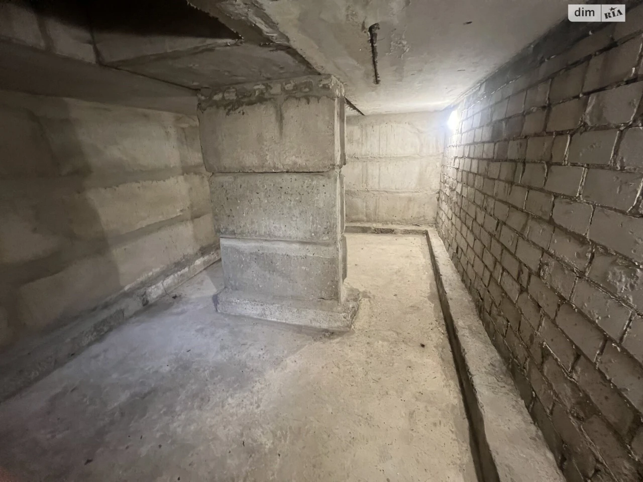 Продаж Місце в гаражному кооперативі Хінчанка