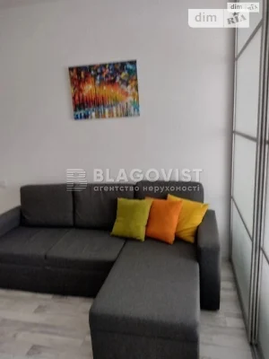 Sale of 1-room apartment 37.7 sq. m. on Mykhaylo Maksymovycha st. 26