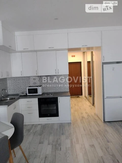 Sale of 1-room apartment 37.7 sq. m. on Mykhaylo Maksymovycha st. 26