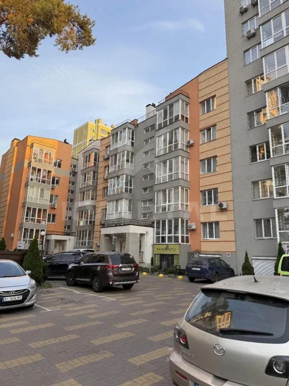 Квартира в Ірпені! Вулиця Мінеральна. Мінімальне оформлення