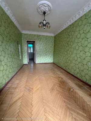 For Sale 2-bedroom apartment on Alexandrovsky Prospekt