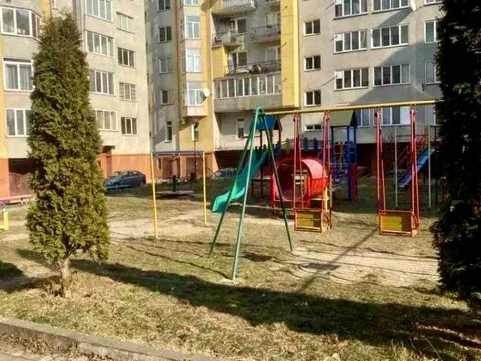 Apartment. Ivano-Frankivsk, Volodymyr Iasiuka Street