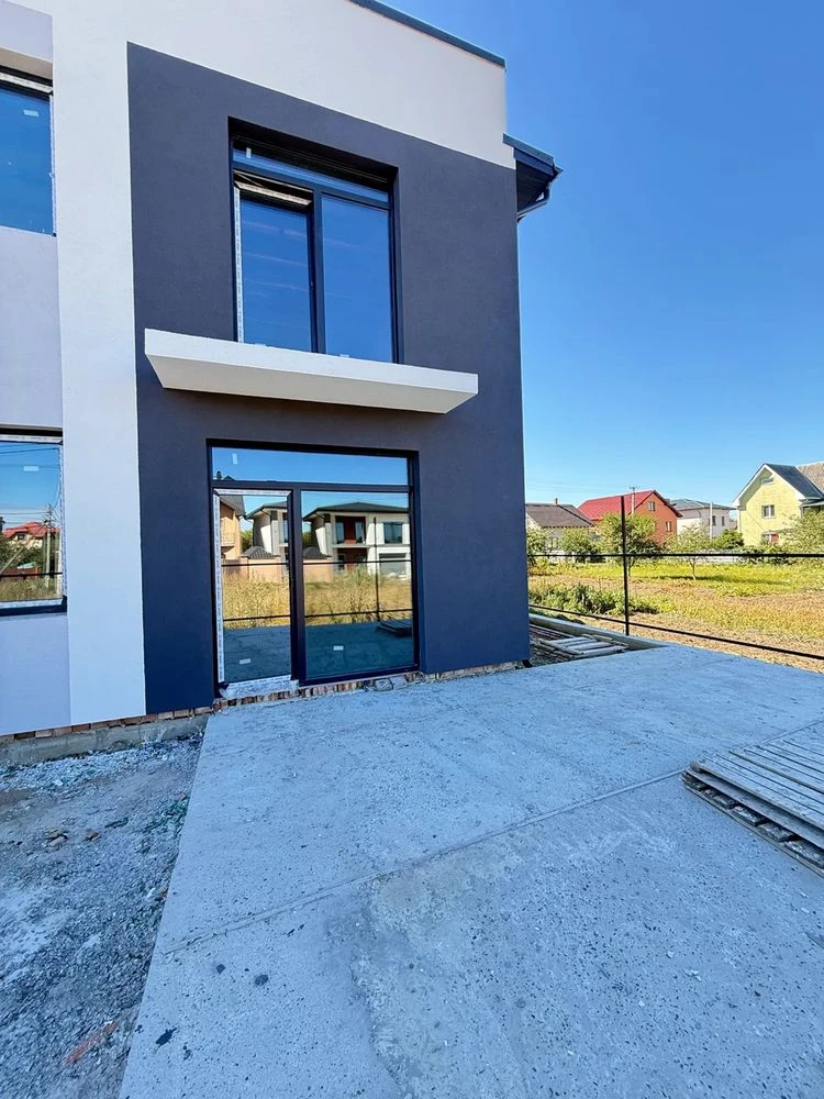 Duplex for sale in Ivano-Frankivsk, ready for renovation