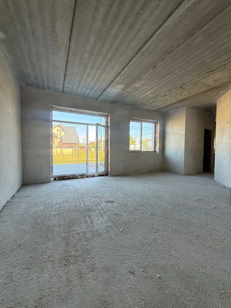 Duplex for sale in Ivano-Frankivsk, ready for renovation