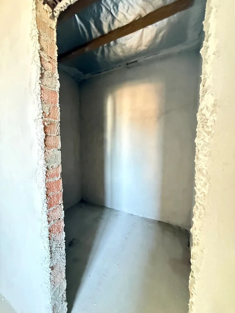 Duplex for sale in Ivano-Frankivsk, ready for renovation