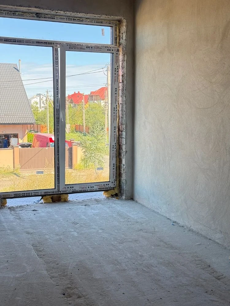 Duplex for sale in Ivano-Frankivsk, ready for renovation