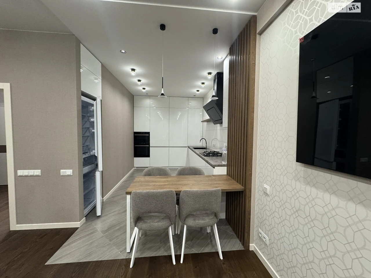 Продається Квартира в Снопках