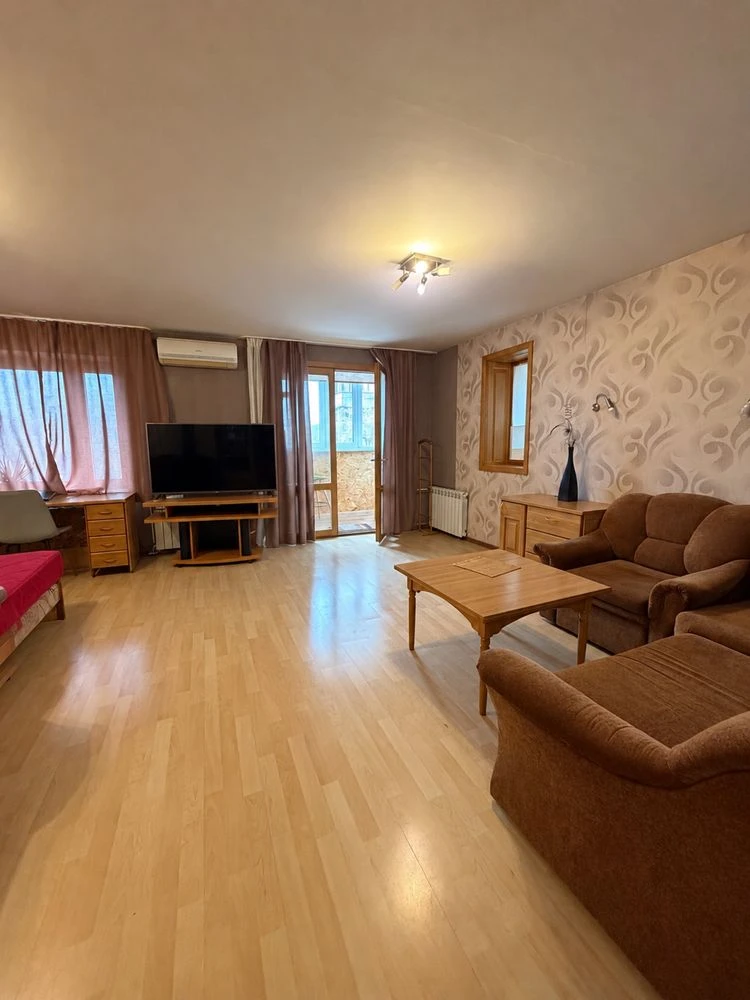 Продаж 1-кім. квартири, вул. Панікахі (Тополь), 6 поверх, цегла
