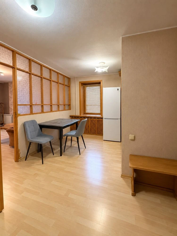 Продаж 1-кім. квартири, вул. Панікахі (Тополь), 6 поверх, цегла