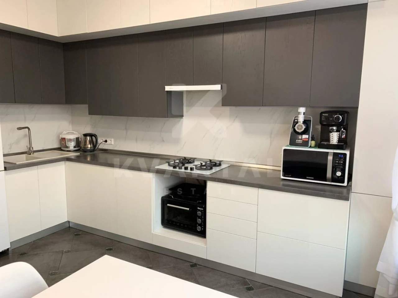 Spacious 2-bedroom apartment with renovation, Irpin, Mortgage, available
