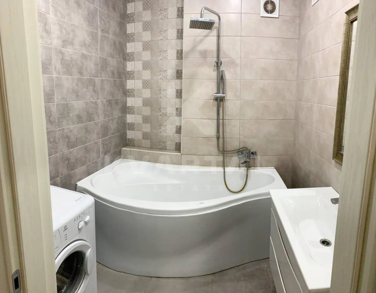 Spacious 2-bedroom apartment with renovation, Irpin, Mortgage, available