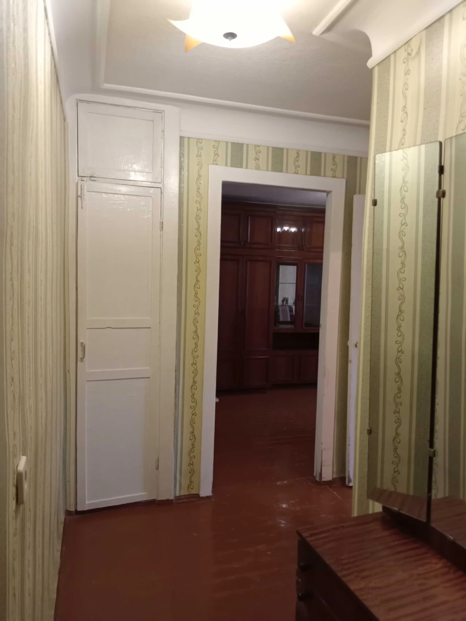 Продаж 1-кімнатна квартири в районі Гранд Плаза