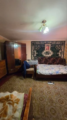 Продається будинок- квартира  вул. Шевченка своє подвір'я +
