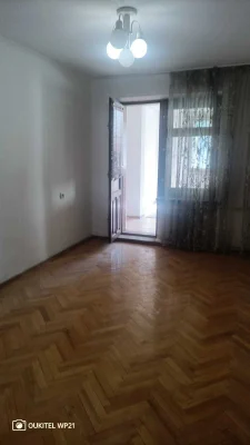 Selling 4-room apartment