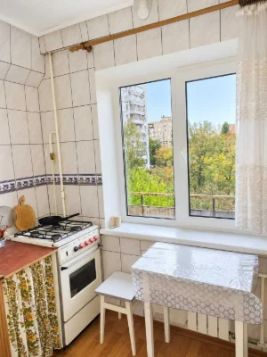 Сдам 1-комнатную, ул. Богатырская, 18 - метро рядом