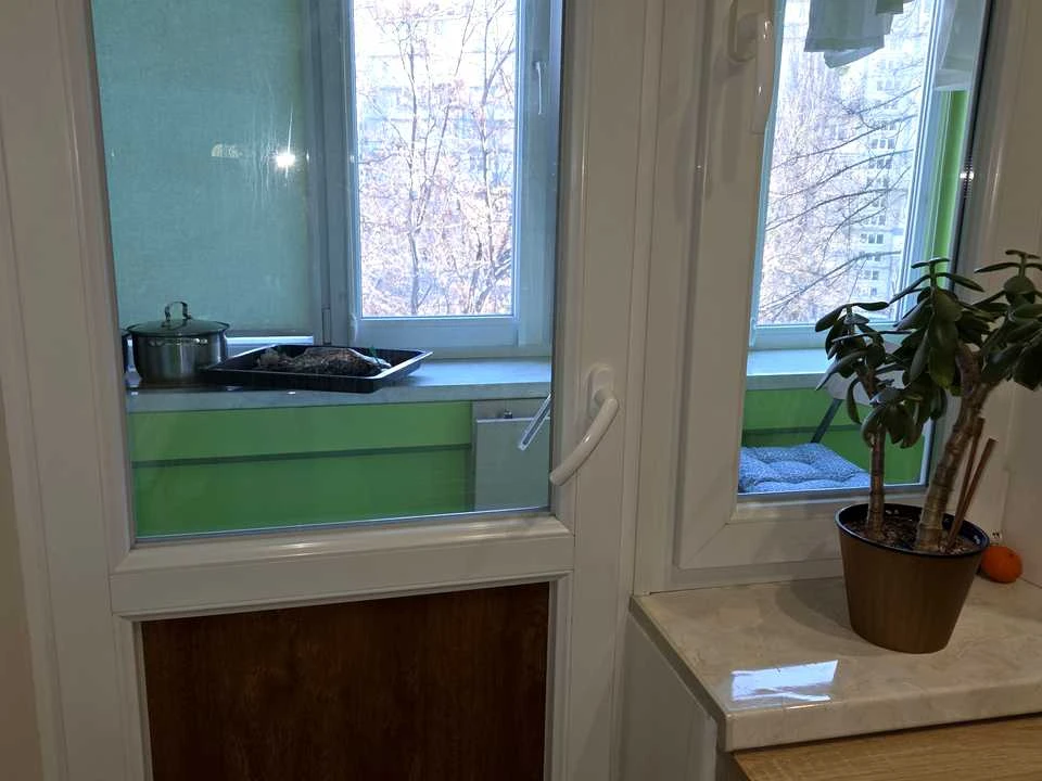 Apartment. Kyiv, Beryesteysky Prospect.