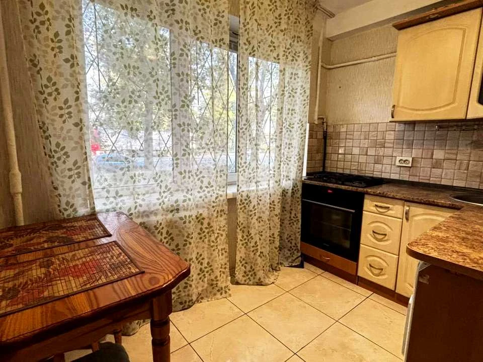 Apartment.  Vidradnyi Prospect, Kyiv