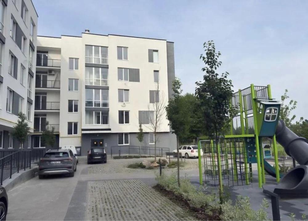 Продажа 2-комн. + кухня в сданном новом доме ул. Вулецкая