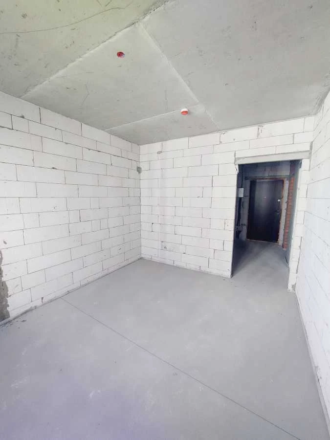 Продам двокімнатну квартиру (68 м²) у Києві, Солом' янський